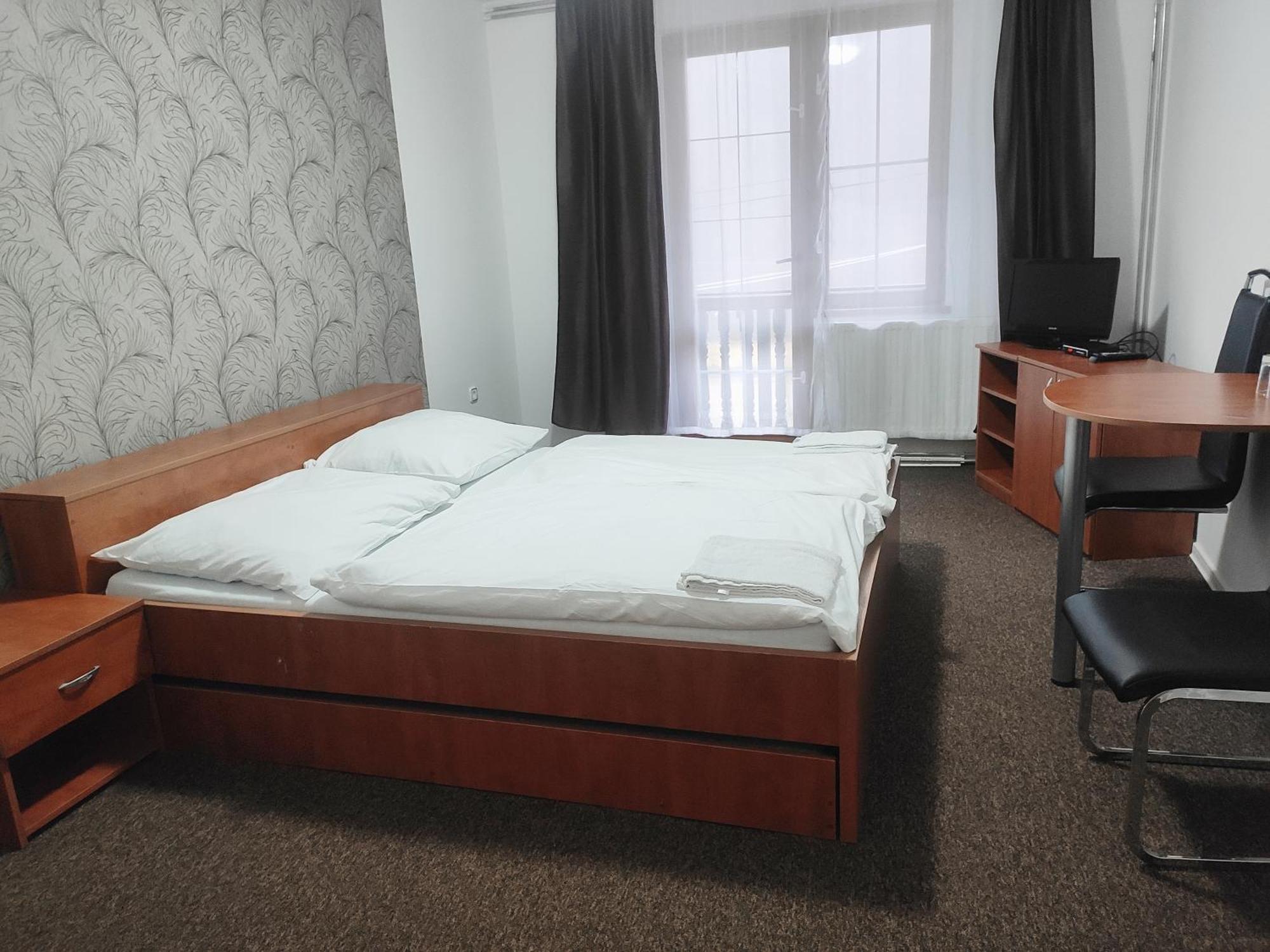 Horský hotel Eva Svätý Jur Pokoj fotografie